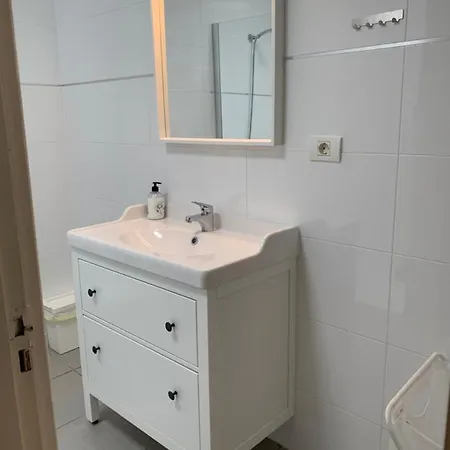 Bandama 15! 2 Bedroom Newly Renovated Bungalow, Los Pocillos, Puerto Del Carmen. Prázdninový dům *