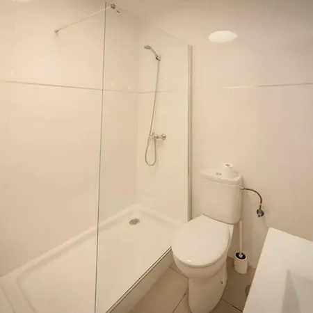 Bandama 15! 2 Bedroom Newly Renovated Bungalow, Los Pocillos, Puerto Del Carmen. Будинок відпочинку Пуерто-дель-Кармен